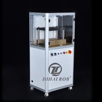 هل تحتوي آلة تغطية الثقوب CBD ذات 50 فتحة على نظام تغذية الغطاء؟